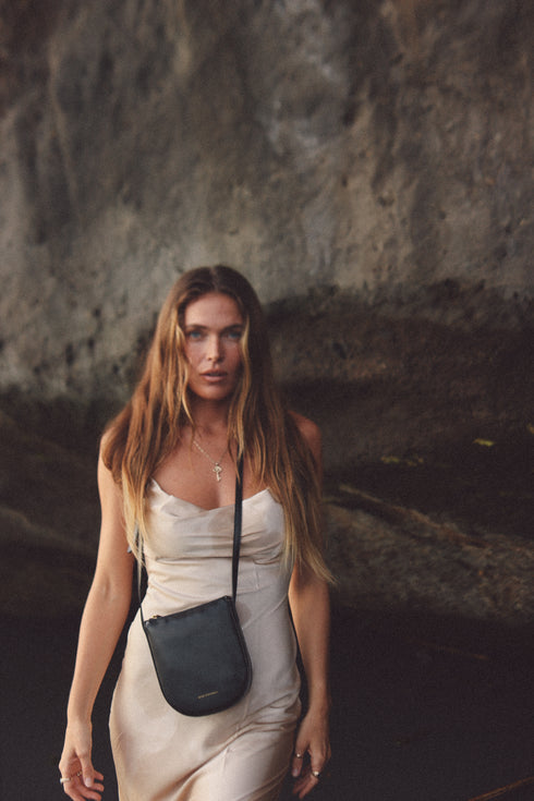 <tc>Eva - Borsa in pelle con tracolla in pelle di mela nera</tc>