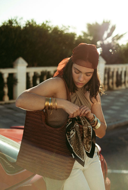 Liv - Sac fourre-tout en cuir tissé fait à la main Caramel