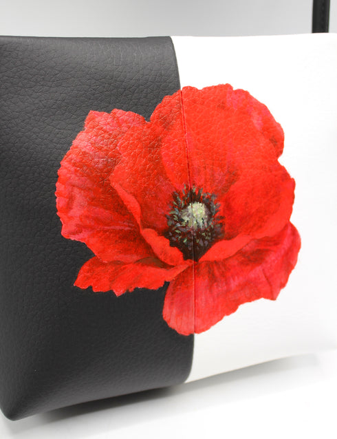 <tc>Aria - handbemalte Blumenapfel Leder Baguette -Tasche</tc>