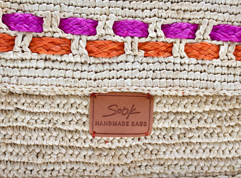 <tc>Zera - Borsa messenger in rafia naturale fatta a mano Fucsia e arancione</tc>