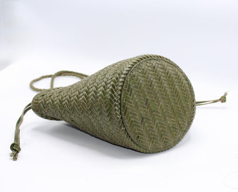 Carmel - Borsa a secchiello in pelle pieno fiore intrecciata a mano Verde