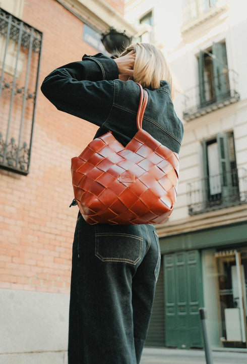 Beth - Handmade Leather V-cut Woven Tote Bag Caramel
