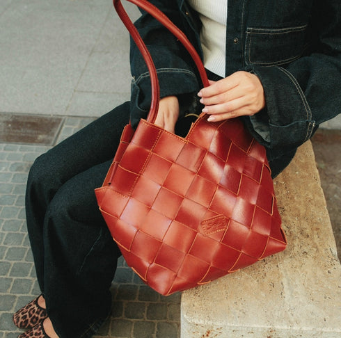 Beth - Handmade Leather V-cut Woven Tote Bag Caramel