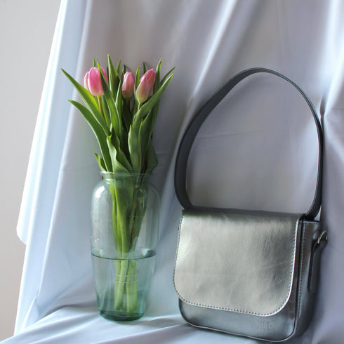 Busta - Borsa Midi in pelle vegana argento metallizzato